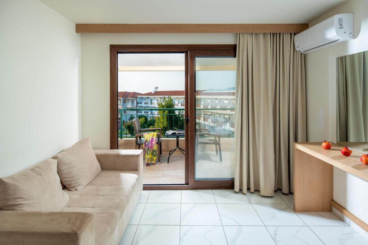 Toroni Blue Sea Hotel 외부 사진